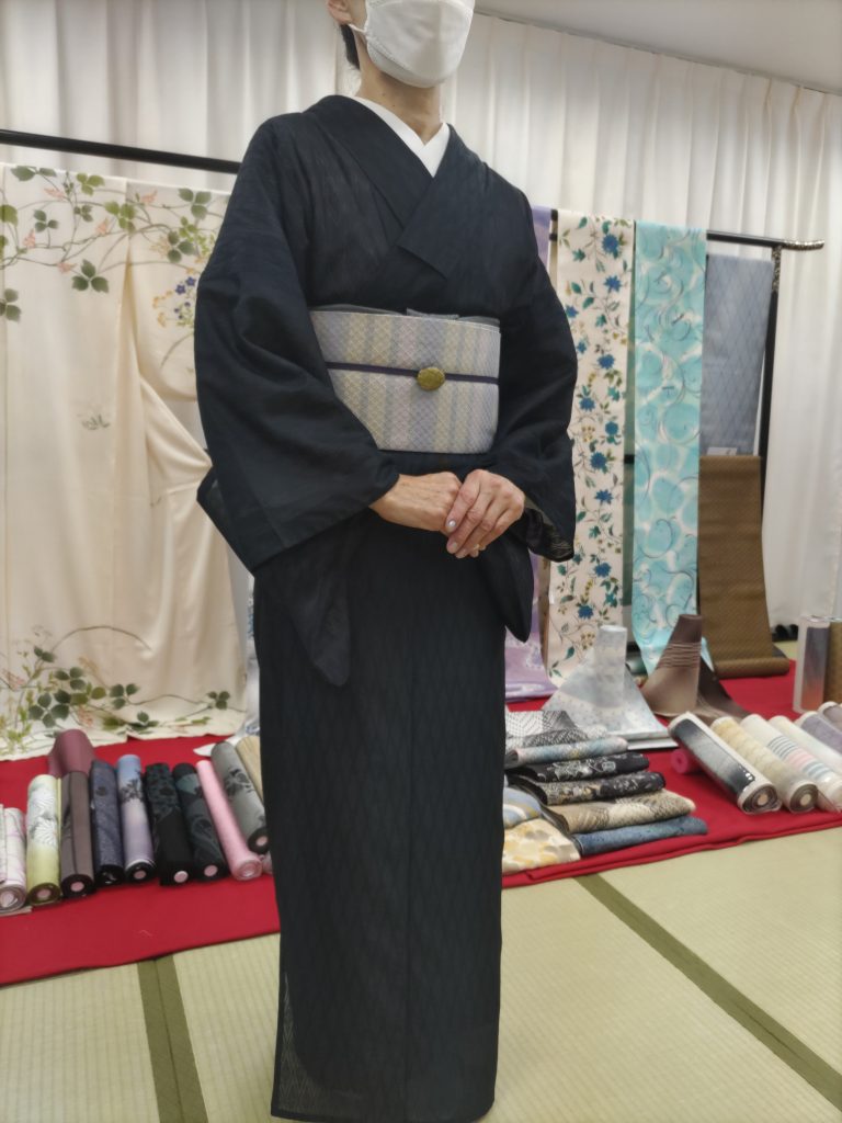 着物 羅織 花柄のシックな袋帯 着物